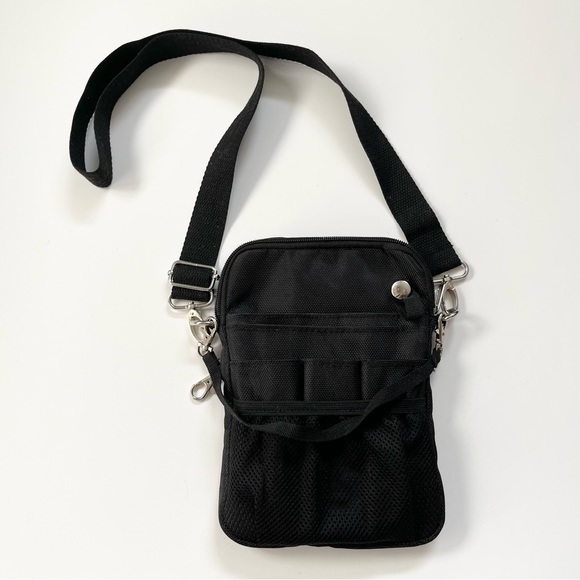 Convertable Nurse Fanny pack - Picture 4 of 9